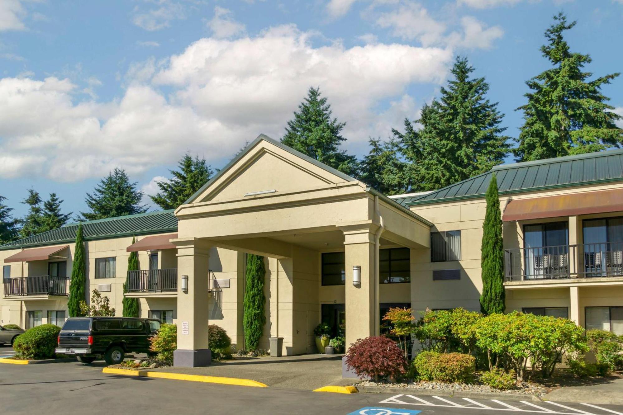 Best Western Plus Plaza By The Green Kent Esterno foto